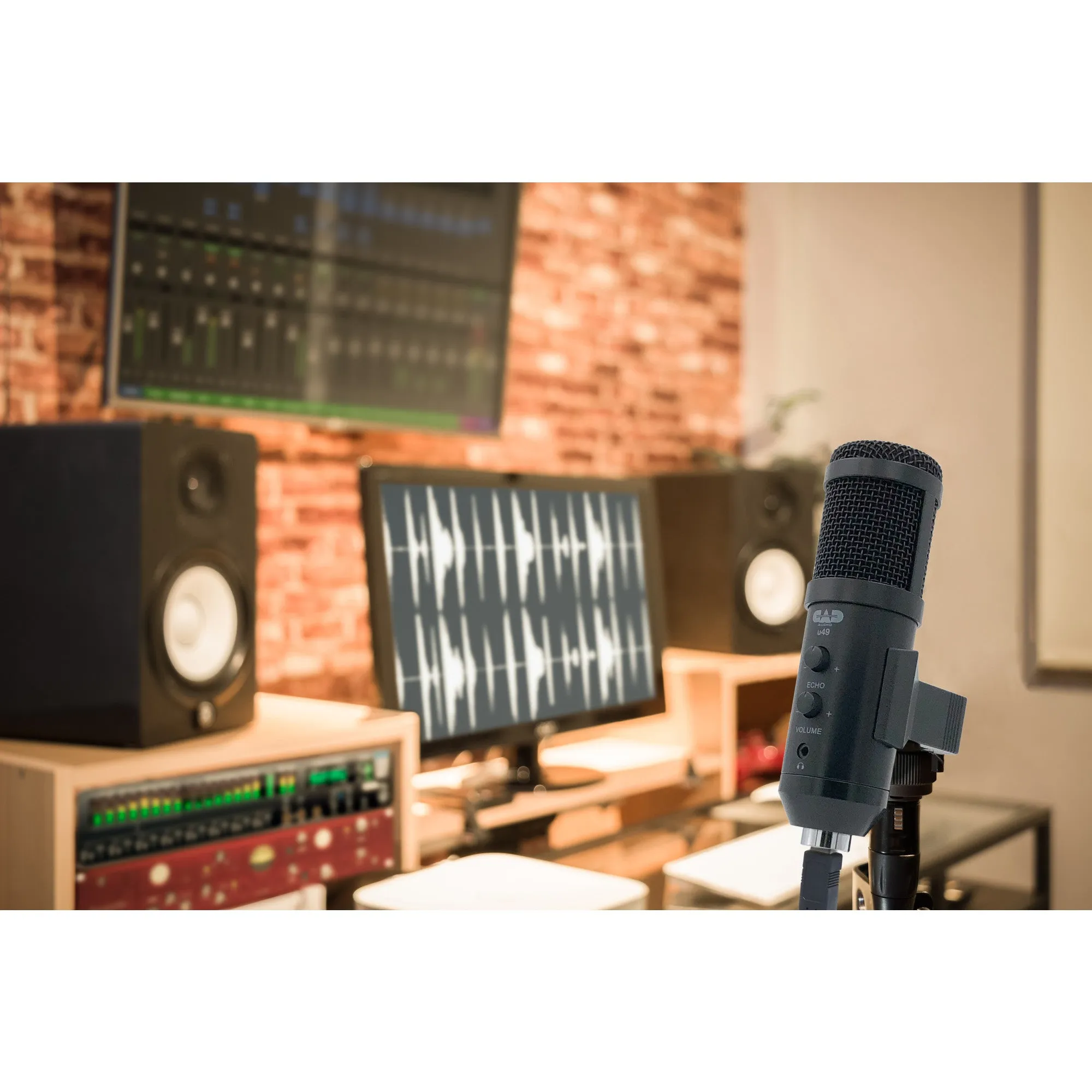 CAD Audio U49 USB Large Format Side Address Studio Microphone with Headphone Monitor and Echo