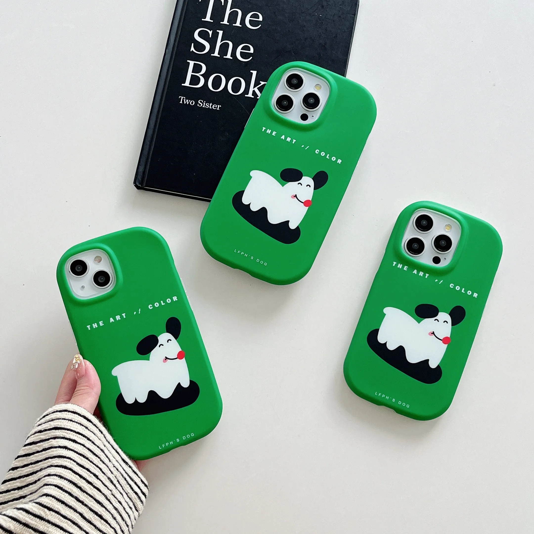 Cute Designer Silicon Oval Shape Case for iPhone ( The Art Of Dog )