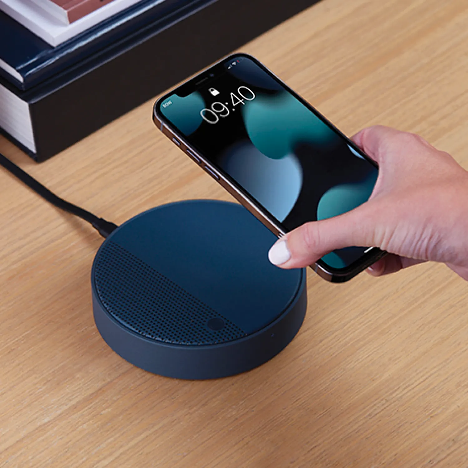 Lexon OSLO ENERGY  Wireless Charging Station With Bluetooth® Speaker & Microphones