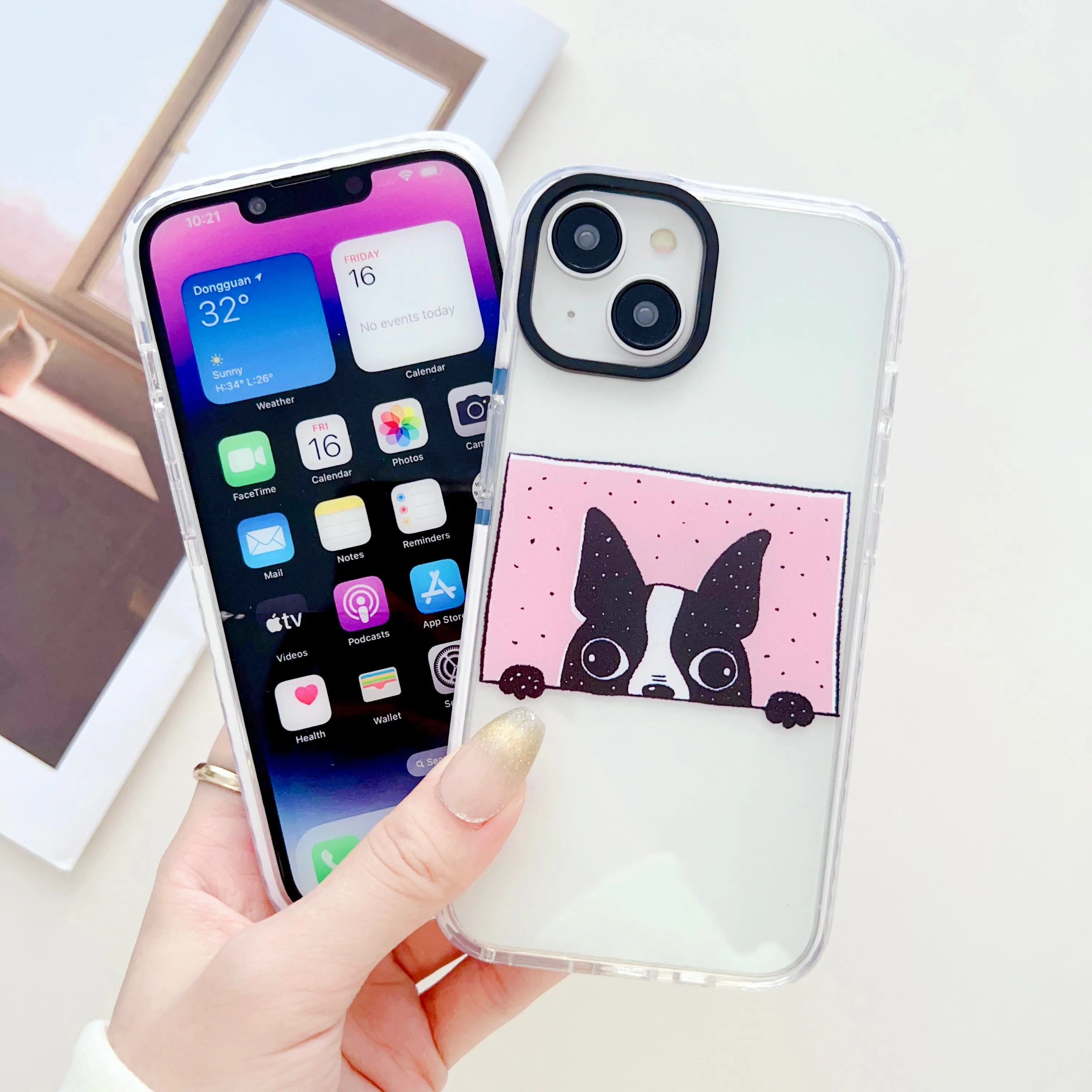 Peeping Dog Designer Impact Proof Silicon Phone Case for iPhone